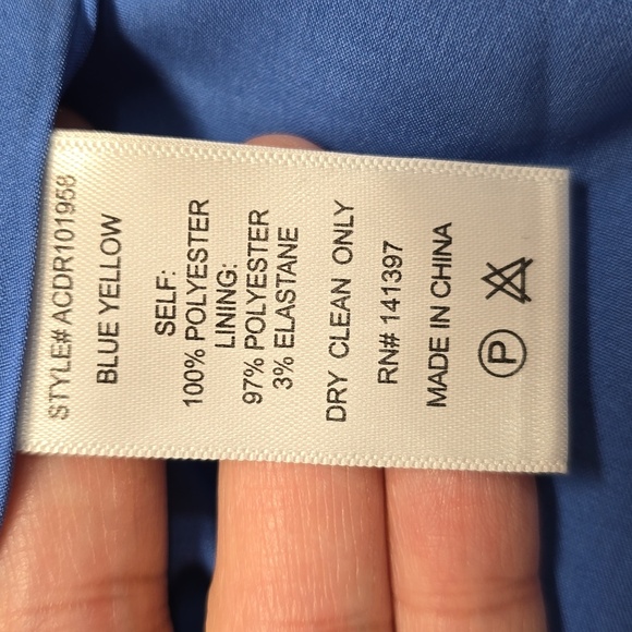 {ASTR The Label} Vivian Dress in Blue Floral - Size Medium - Picture 16 of 17